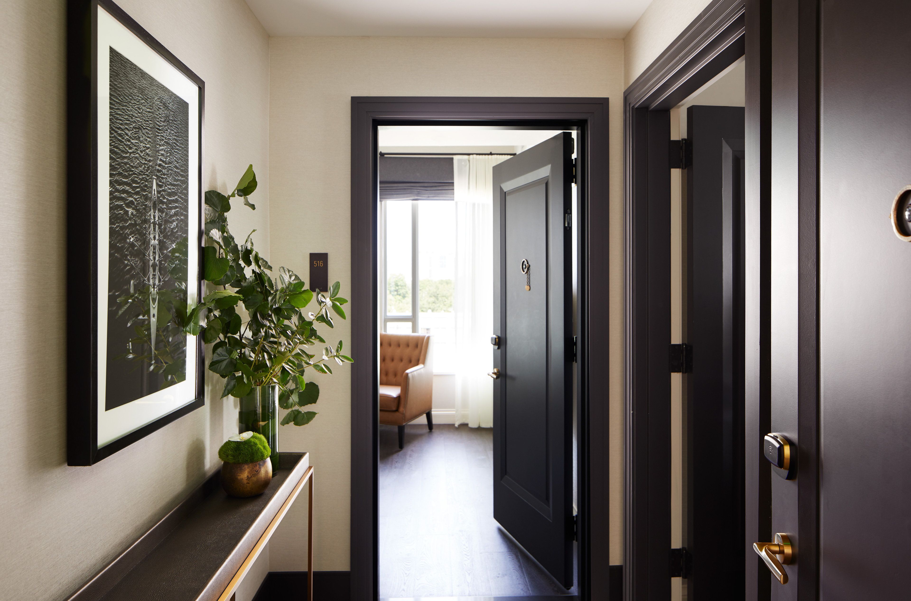 double room single use, non smoking | premium bedding, minibar, in-room safe, iron/ironing board