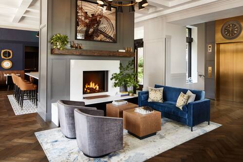 Lobby-Lounge