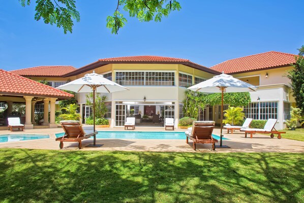 Piscina a l'aire lliure 