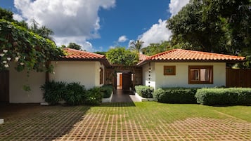Villa, 1 King Bed, Non Smoking | Street view