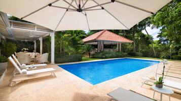 Villa, 1 King Bed, Non Smoking | Terrace/patio