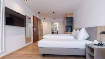 Quarto casal luxo | 1 quarto, cofres nos quartos, escrivaninha, Wi-Fi de cortesia