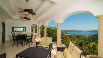 House (5 Bedrooms) | Bahagian dalam