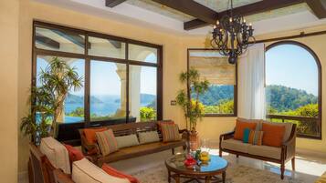 House (5 Bedrooms) | Bahagian dalam