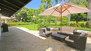 Vila, 1 Tempat Tidur King, Bebas Asap Rokok | Teras/patio