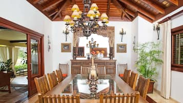 Restauration dans la chambre