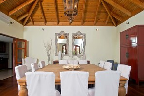 Villa, 1 King Bed, Non Smoking | In-room dining - Villa Estrella by Casa de Campo Resort & Villas (La Romana)