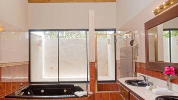 Villa, 1 King Bed, Non Smoking | Bathroom | Hair dryer, towels