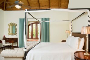 Villa, 1 King Bed, Non Smoking