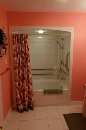 Chambre (Hydrangea ) | Salle de bain | Serviettes fournies