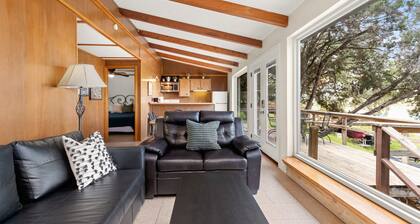 The Cabin on Canyon Lake!