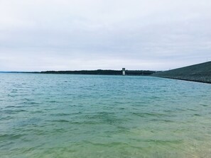 Beach - The Cabin on Canyon Lake! (Canyon Lake)