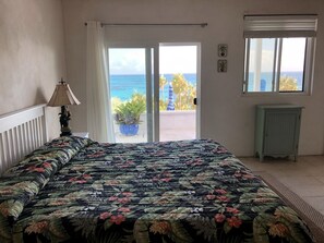 4 bedrooms, in-room safe, free WiFi, bed sheets - BEACHFRONT HOME AND POOL, 4BR/4 BATHROOMS (North Palmetto Point)