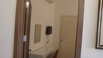 1 多间卧室、熨斗/熨衣板、免费 WiFi、床单