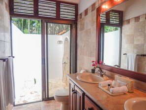 Villa, 1 King-Bett, Nichtraucher | Badezimmer | Haartrockner, Handtücher