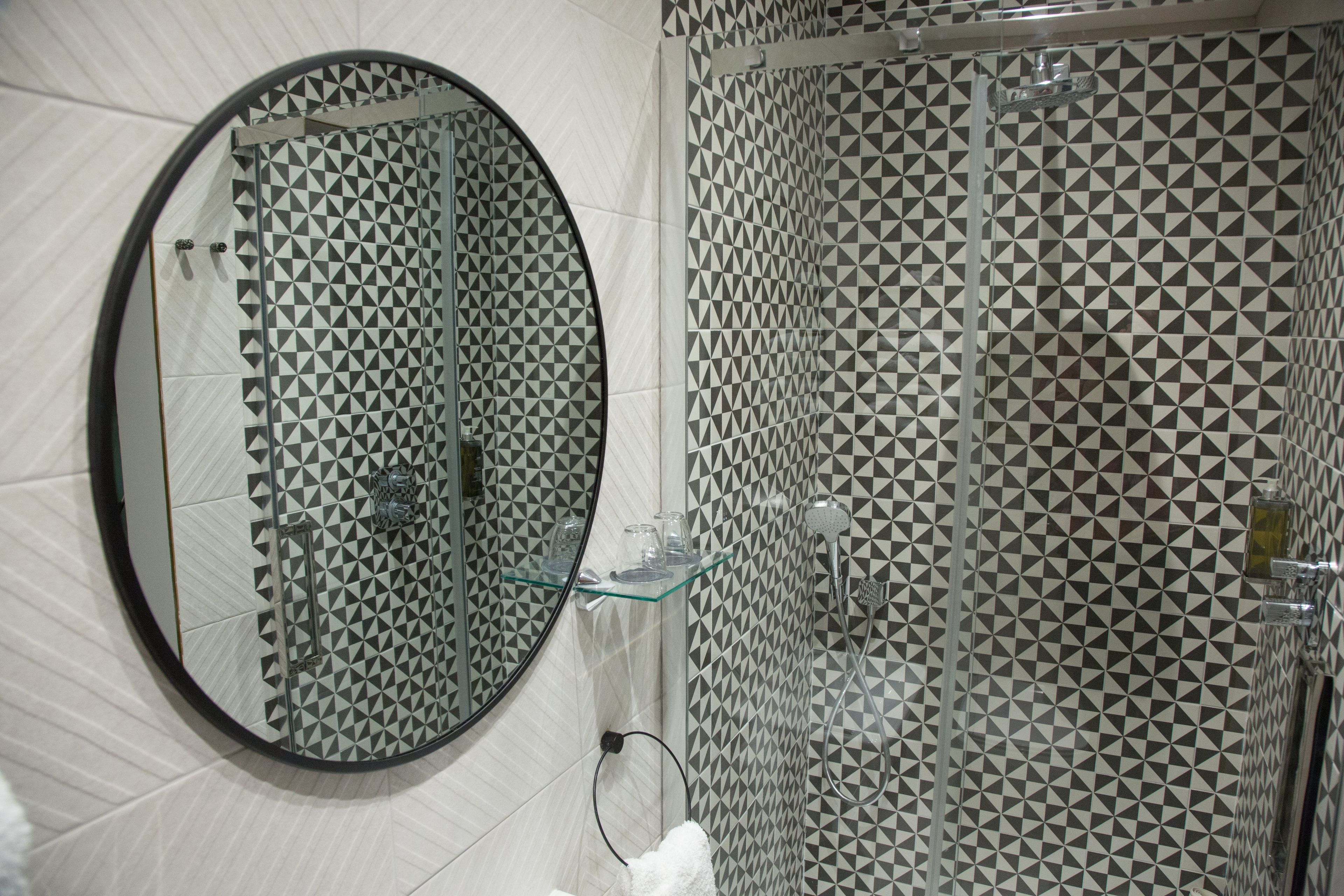 executive double or twin room (elegant ) | bathroom | shower, designer toiletries, hair dryer, slippers