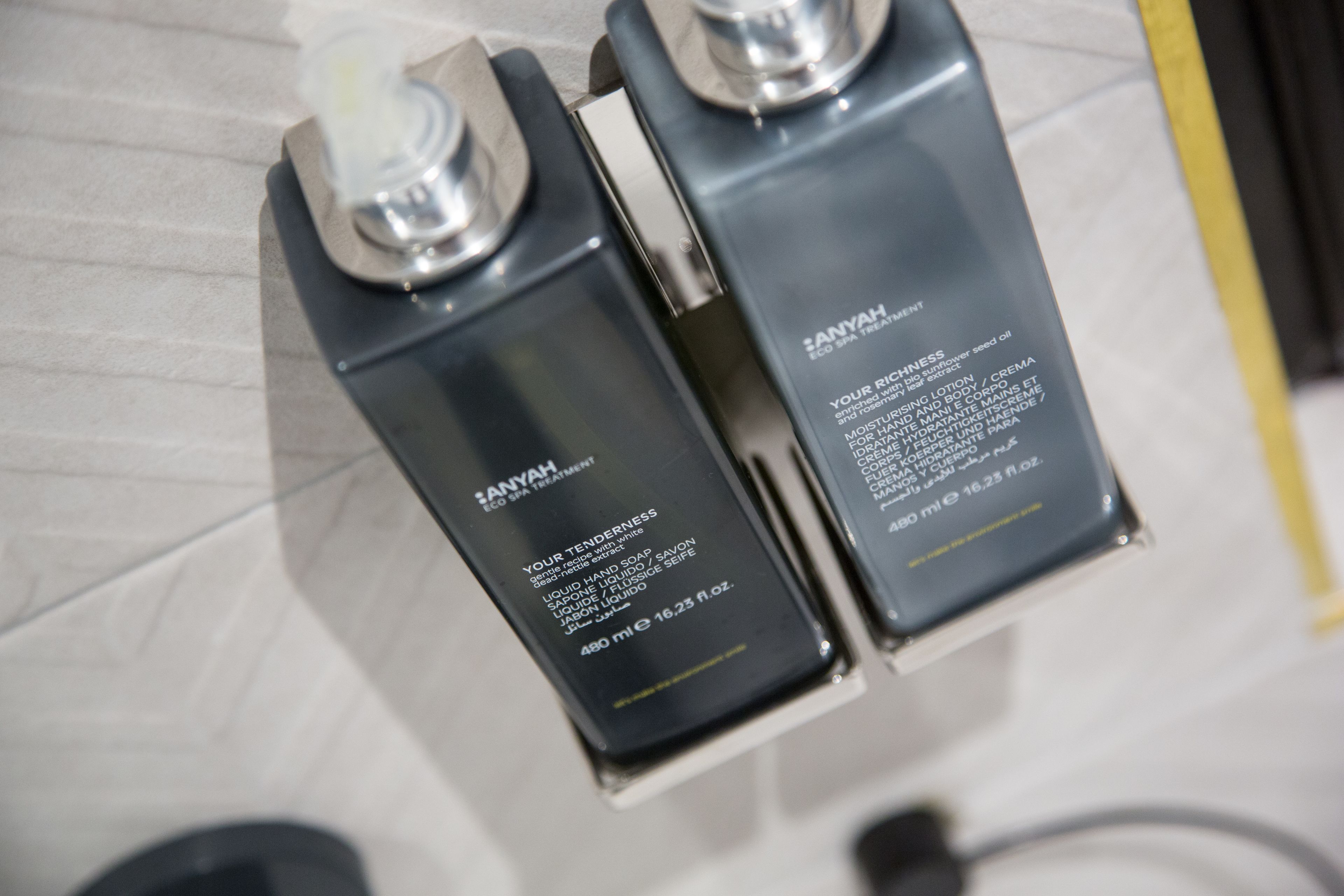 superior double or twin room (chic ) | bathroom amenities | shower, designer toiletries, hair dryer, slippers