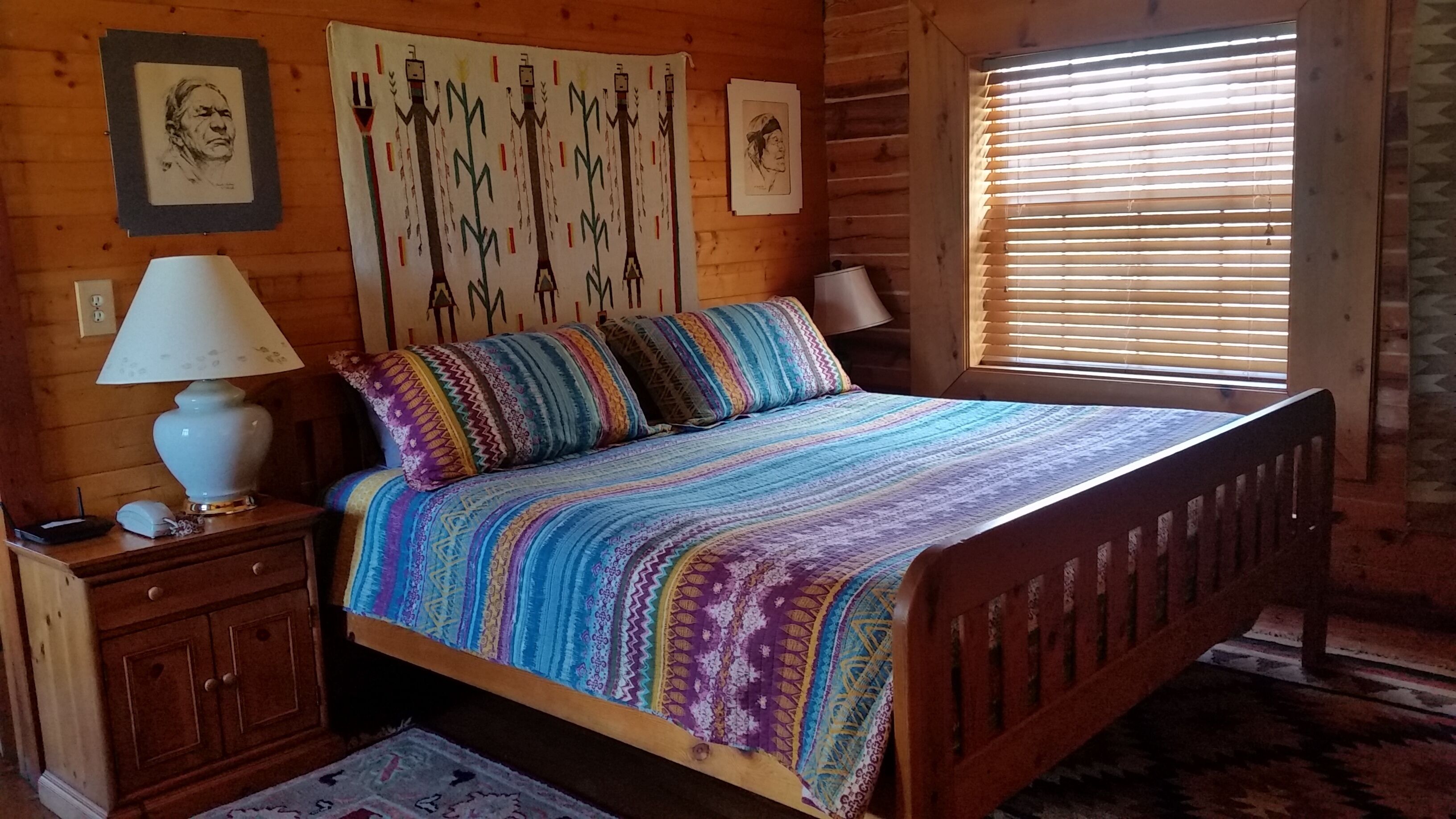 3 habitaciones, escritorio, tabla de planchar con plancha y wifi gratis 