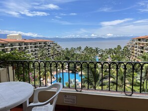 Outdoor dining - brand-new SUMMER RATES starts from APRIL 20th TILL OCT 31th only 195 A NIGHT (Puerto Vallarta)