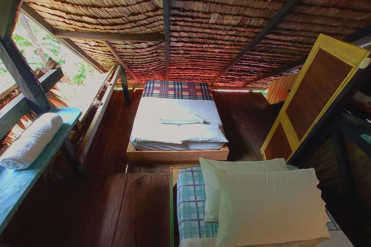 2 bedrooms, premium bedding, individually decorated