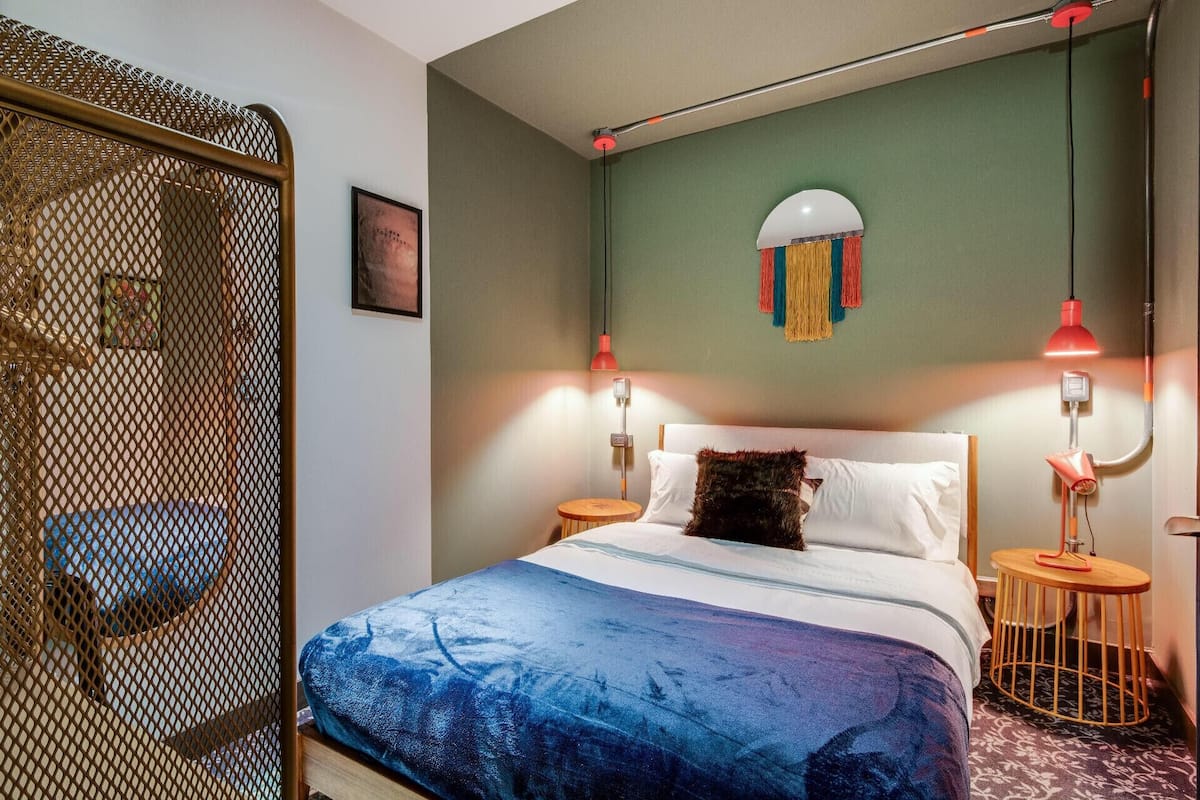 Wi-Fi gratuit, draps fournis