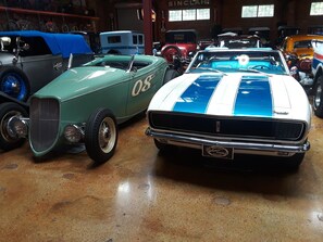 المنطقة المحيطة بالمنشأة