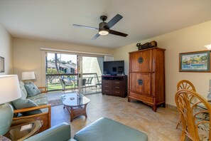 Smart TV, DVD player -  #239 Steps to Kamaole III Beach,  New Kitchen 'Solid Gold Value' Maui Revealed (Kihei)