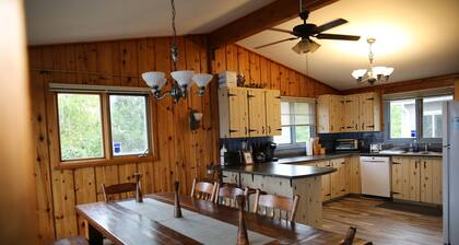CedarDale Cottages @ Balsam Lake