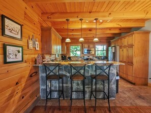 Fridge, microwave, oven, stovetop - The Mountain House -Premium Mountain Retreat with Hot Tub and Stunning Views Pet (Waynesville)
