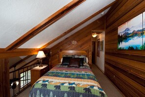 2 bedrooms, free WiFi, bed sheets - Pet Friendly - Affordable Ski in/Ski Out Condo - New Furniture - Views & Deck (Durango)