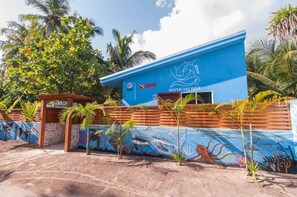 Property entrance - South Ari Dive Center (Dhangethi)