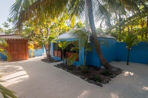 Interior entrance - South Ari Dive Center (Dhangethi)