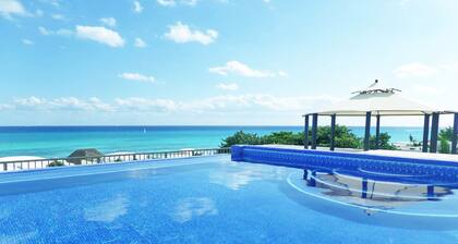 Villa Izcalli by PRP