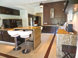 Villa, 4 Bedrooms | Private kitchen | Full-size fridge, microwave, oven, stovetop - Villa Iich Naj by PRP (Playa del Carmen)
