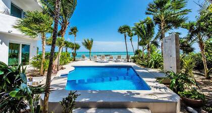 Villa Mar Azul by PRP