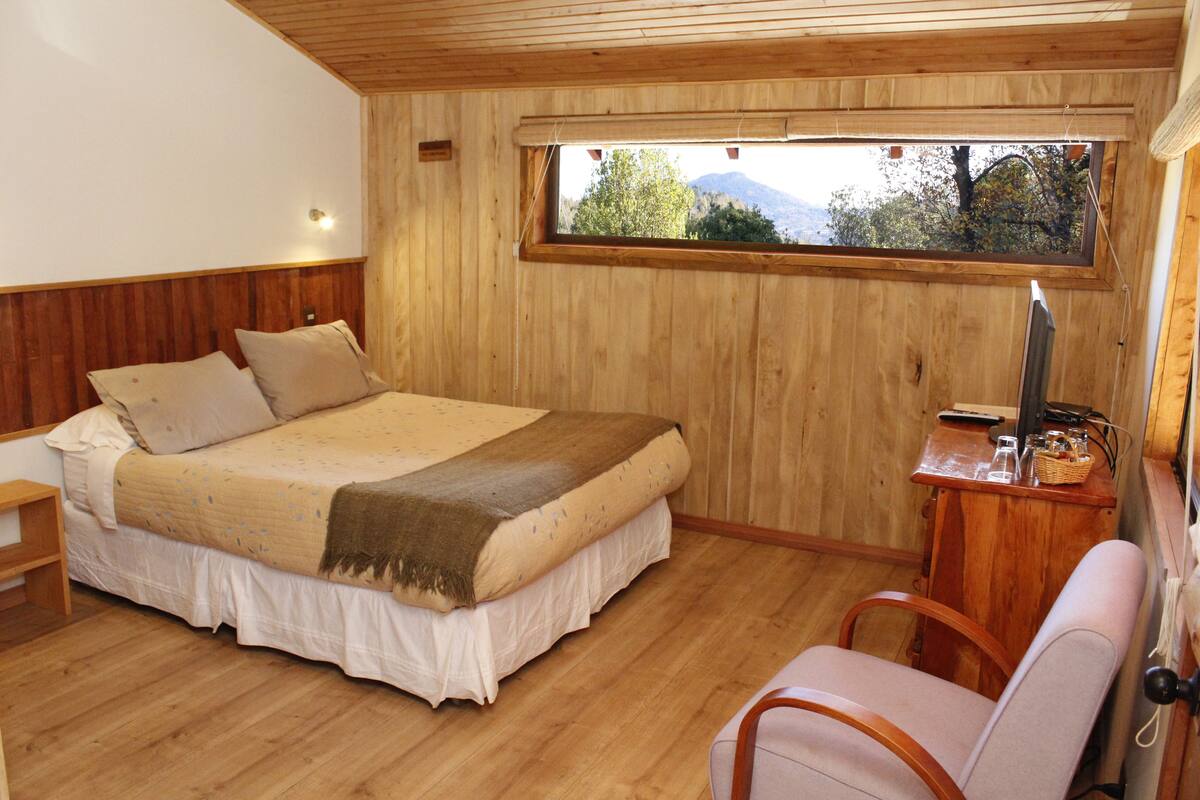 Classic Quadruple Room, 1 Bedroom, Private Bathroom (Ciprés) | In-room safe, individually decorated, individually furnished, bed sheets