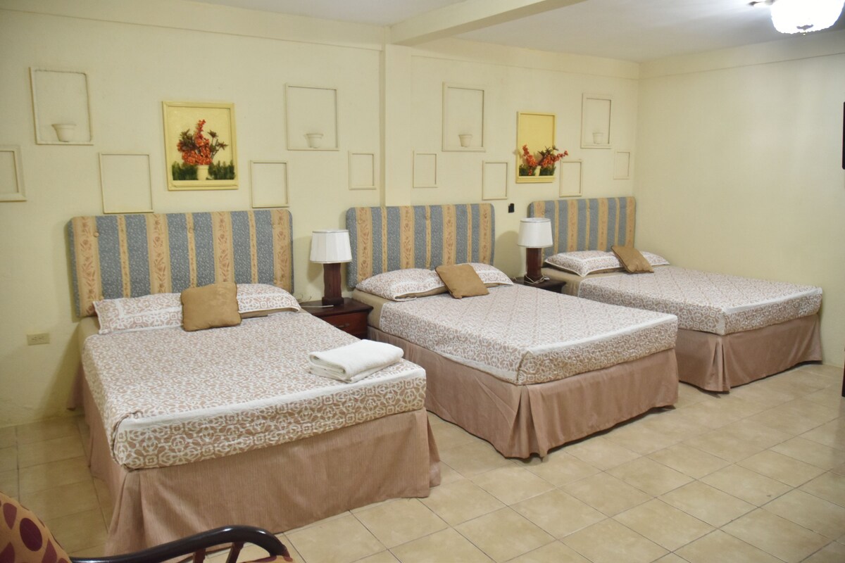 Classic Triple Room, Multiple Beds, Non Smoking | Free cots/infant beds, free WiFi, bed sheets