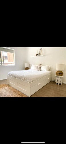 Chic Beach Central Apartment