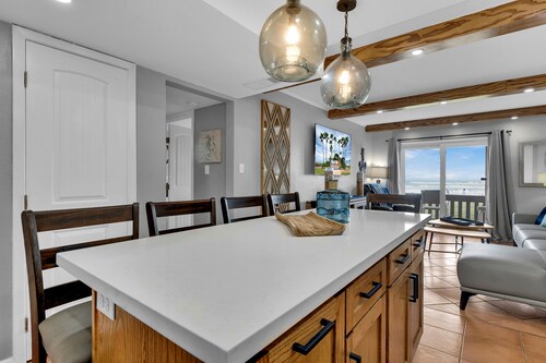 Beachfront Condo directly on the Beach -1st Floor; Newly Remodeled
