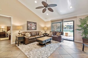 Unclassified image, 4 of 47, button