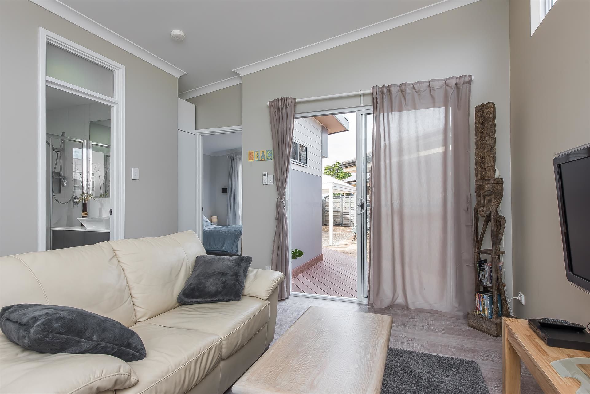 Prestigious Northshore Guest House - Comfortable Living Close To Mullaloo Beach — image 5