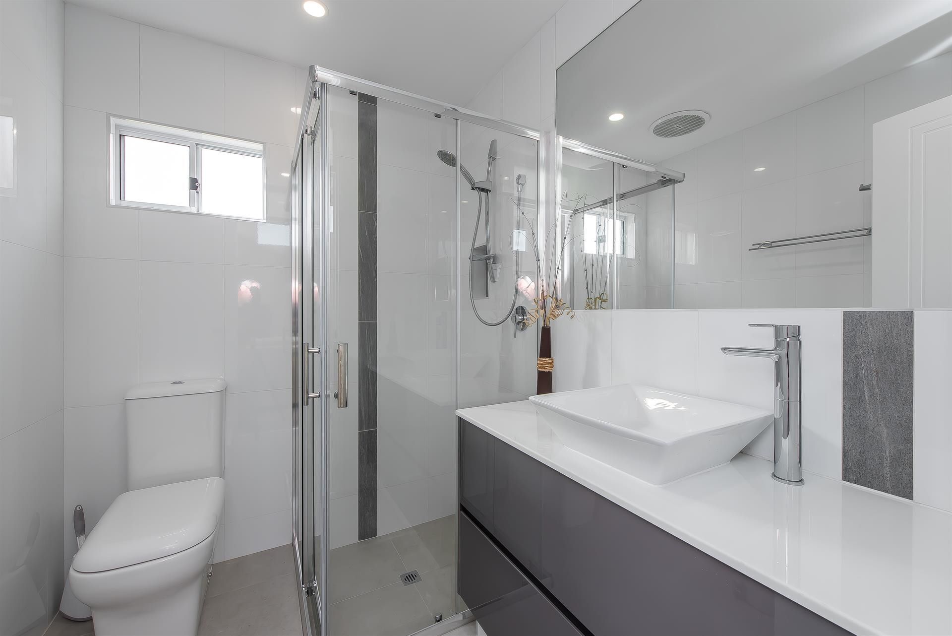 Prestigious Northshore Guest House - Comfortable Living Close To Mullaloo Beach — image 6