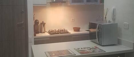 Fridge, microwave, oven, stovetop
