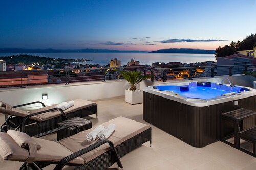 Luxusvilla Palladium im Zentrum mit * beheiztem Pool, * Penthouse und * Whirlpool