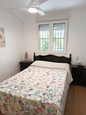 2 camere, ferro/asse da stiro, Wi-Fi gratuito, lenzuola