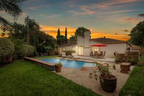 Piscine extérieure, piscine chauffée