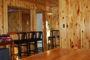 Interior - Private Lakefront - Poconos getaway on a tranquil lake (Tobyhanna)