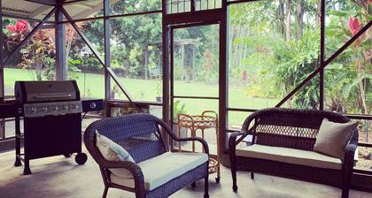 Spacious Historic Estate ~ 5 Min Walk to Hilo & Bay Front