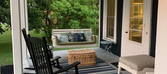 Discounted July 8-16: Waterfront Farmhouse On Cayuga Lake