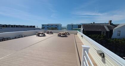Cape May Condo Getaway w/ Rooftop Deck, Onsite Parking, 1/2 Block to the Beach